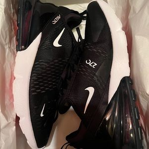 Men’s Air Max 270